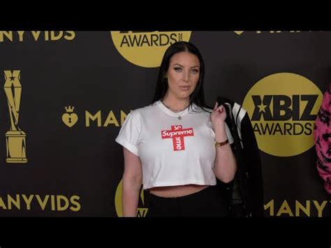 xbiz insta|Bella Rome 2022 XBIZ Awards Red Carpet Fashion Broll .